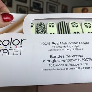 Color Street. Peel and apply Boo Crew